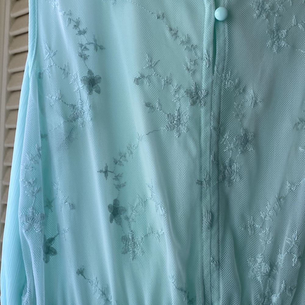 Light teal/sea foam tank top dress from Forever 21 - Picture 3 of 5